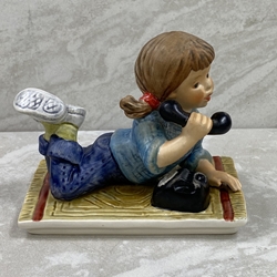 Goebel Figurines, Todays Children, 10 714 10, Tmk 6