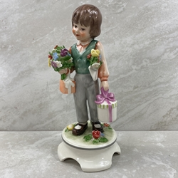 Goebel Figurine, Blumenkinder, Lore 11-260-19, Tmk 5