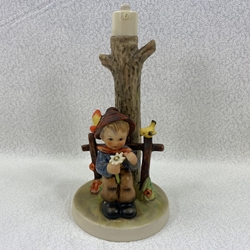 M.I. Hummel 227 She Loves Me, She Loves Me Not, Table Lamp Tmk 5