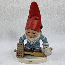 Goebel Figurines, Co-Boys, 17 528 17 Gil, Tmk 5