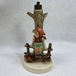 M.I. Hummel 2/112/1 Just Resting, Table Lamp, Mr. Robert L. Miller, Tmk 2