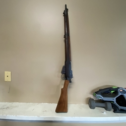 British Lee-Enfield, No 4 Mk1 Long Branch 1942 020001